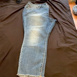 Ankle length slink jeans just like new size 22 curvy fit